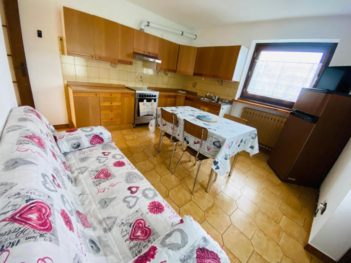 Le Cre Apartamento Introd Exterior foto