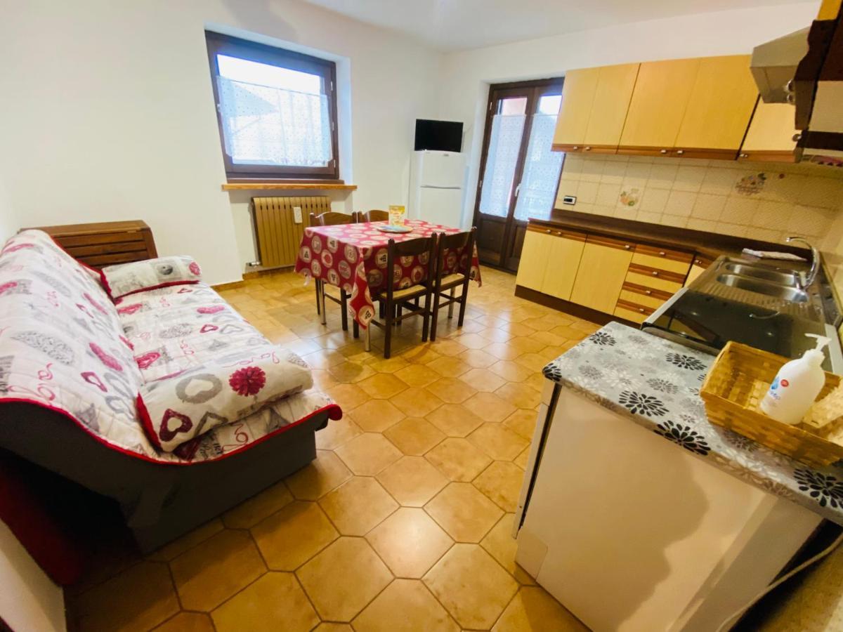 Le Cre Apartamento Introd Exterior foto